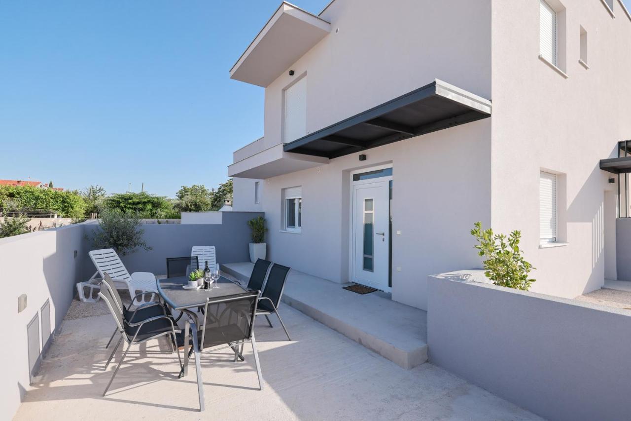 Duo Soles - Apartments With Private Parking Near Zadar Murvica  Exterior photo