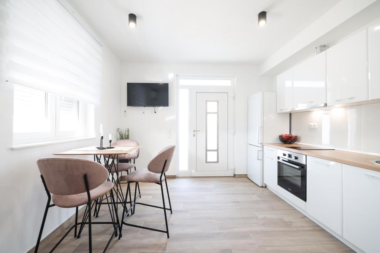 Duo Soles - Apartments With Private Parking Near Zadar Murvica  Exterior photo