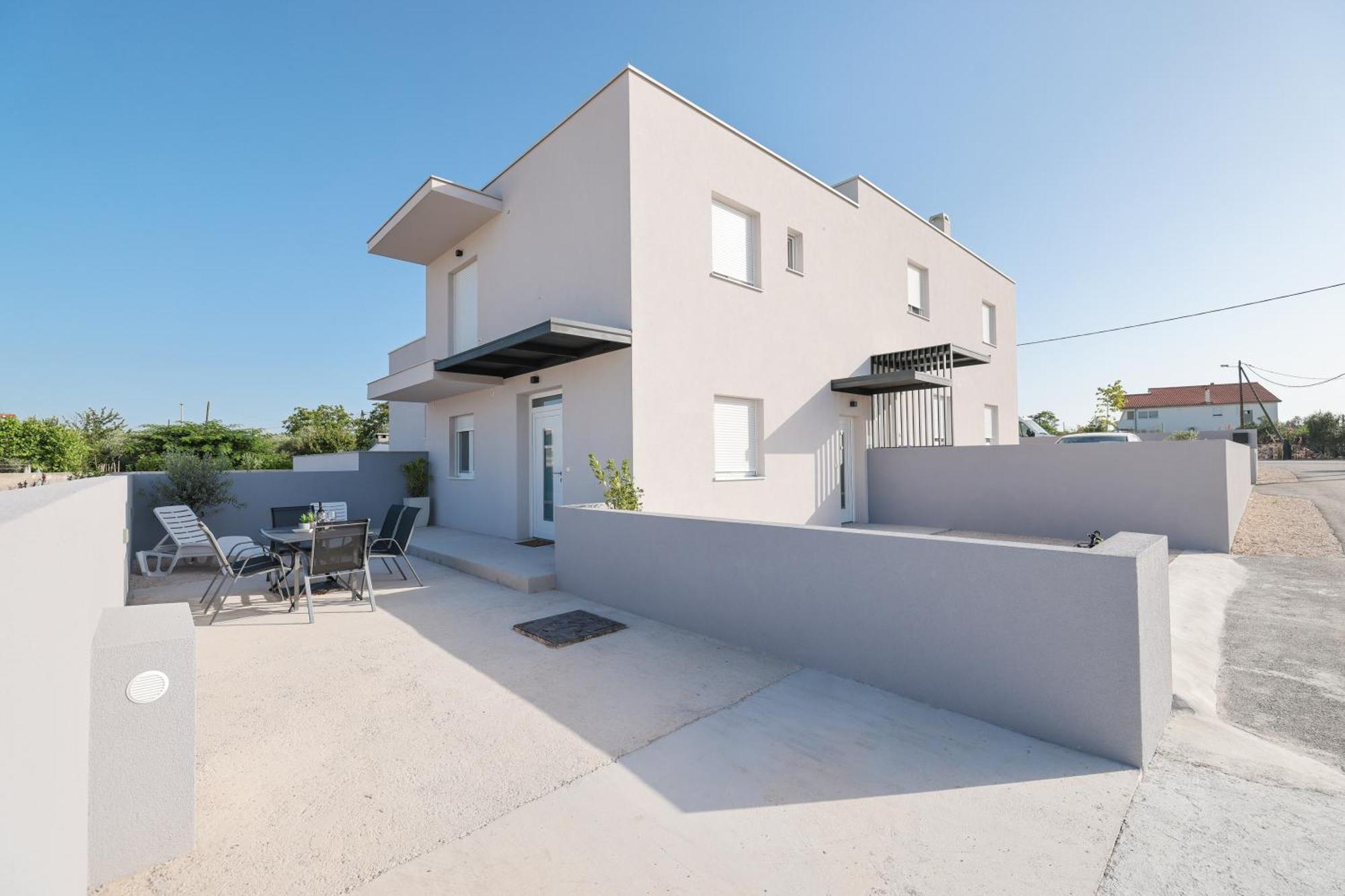 Duo Soles - Apartments With Private Parking Near Zadar Murvica  Exterior photo
