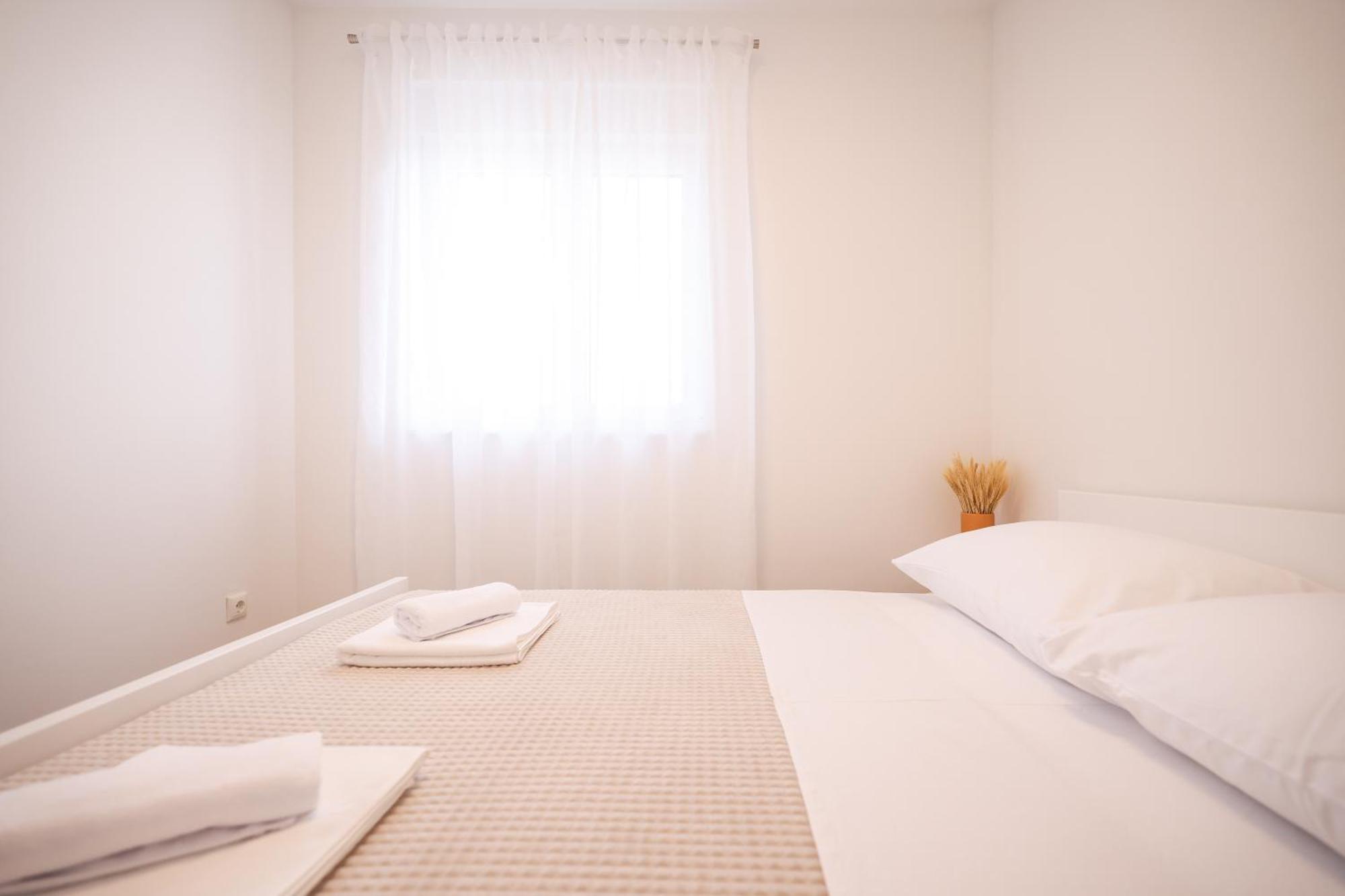 Duo Soles - Apartments With Private Parking Near Zadar Murvica  Exterior photo