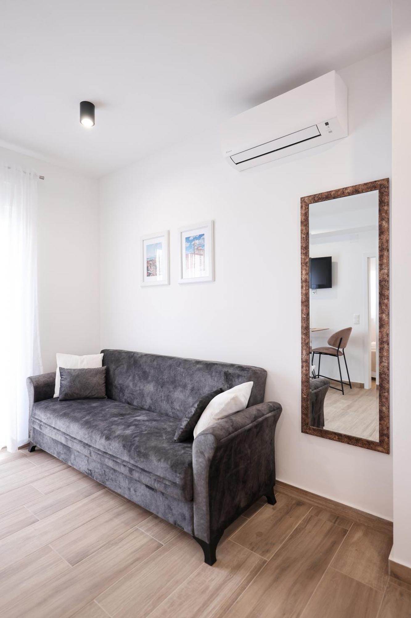 Duo Soles - Apartments With Private Parking Near Zadar Murvica  Exterior photo