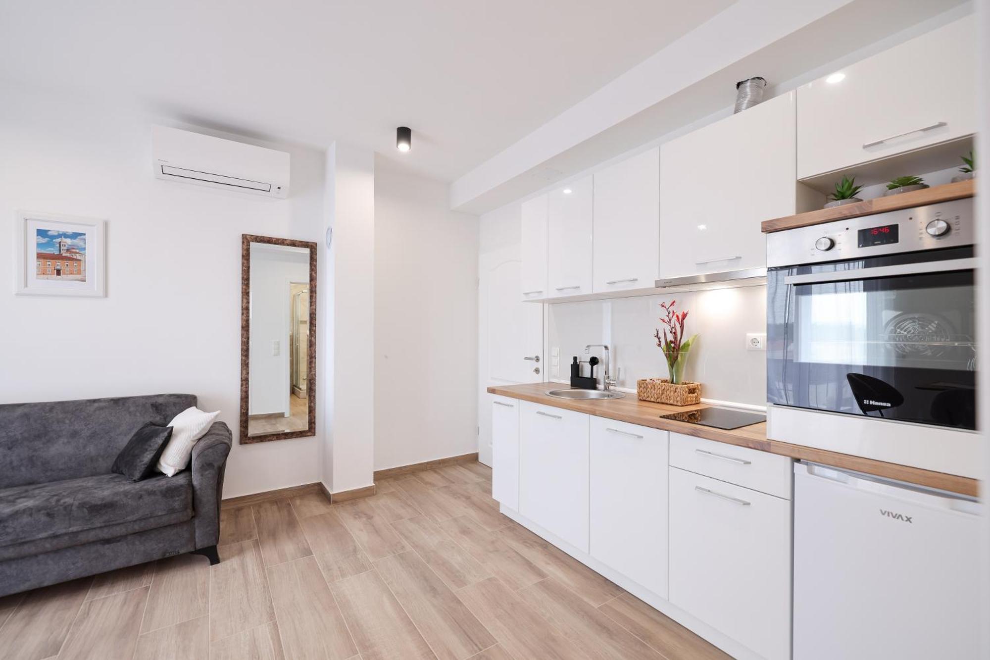 Duo Soles - Apartments With Private Parking Near Zadar Murvica  Exterior photo